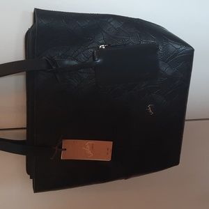 Leather Shopping Bag with Palm Engraved Pattern - Black